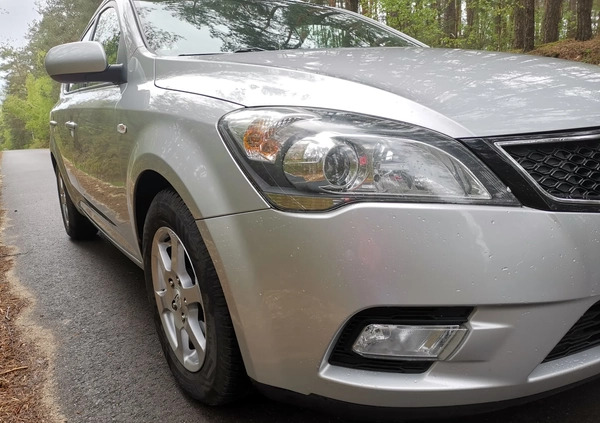 Kia Ceed cena 23500 przebieg: 194000, rok produkcji 2011 z Gorlice małe 436